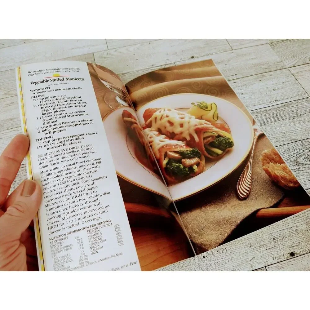 Pillsbury Quick Cooking for‎ One, or Two...or a Few - August 1993 #150 Cookbook